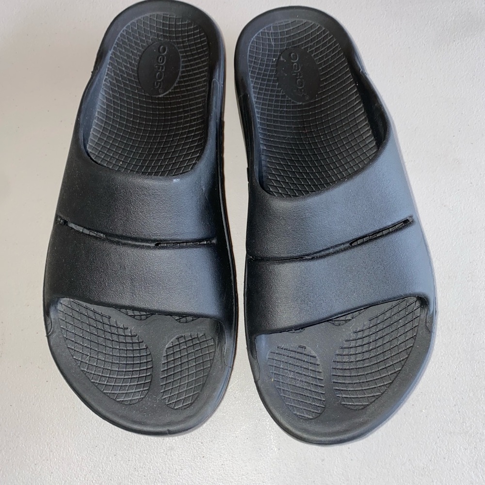 Oofos Black Slide Sandals